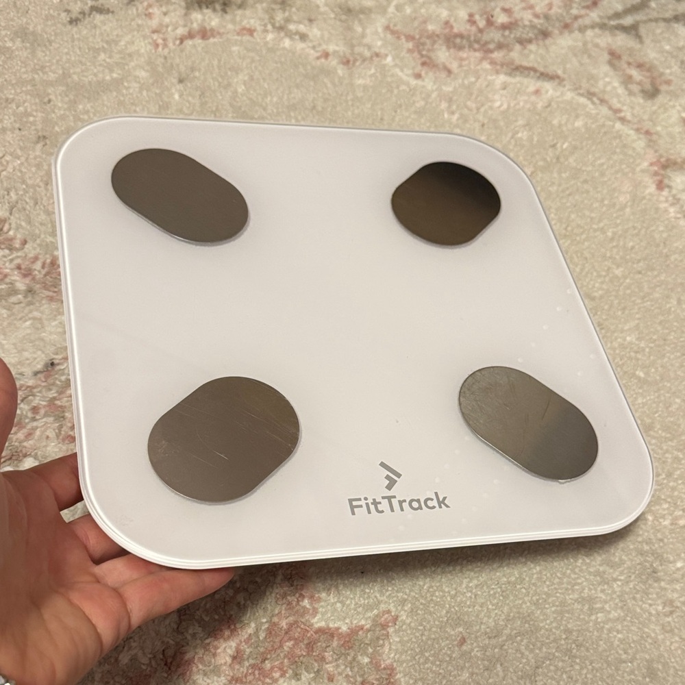 Fit Track Smart Bathroom Scale